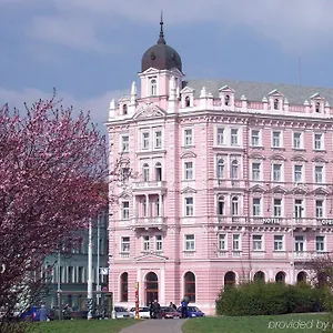 **** Hotel Opera Česká republika
